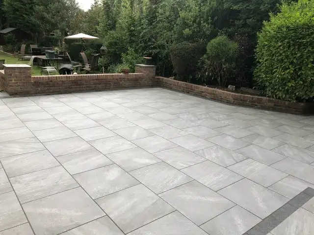 Patio 11